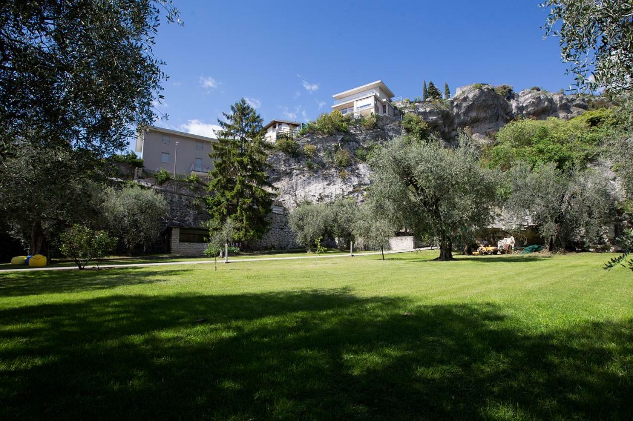 Apartments Suster Torbole Sul Garda Exterior photo